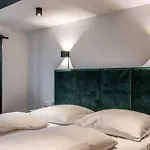 Oran Apartment 1